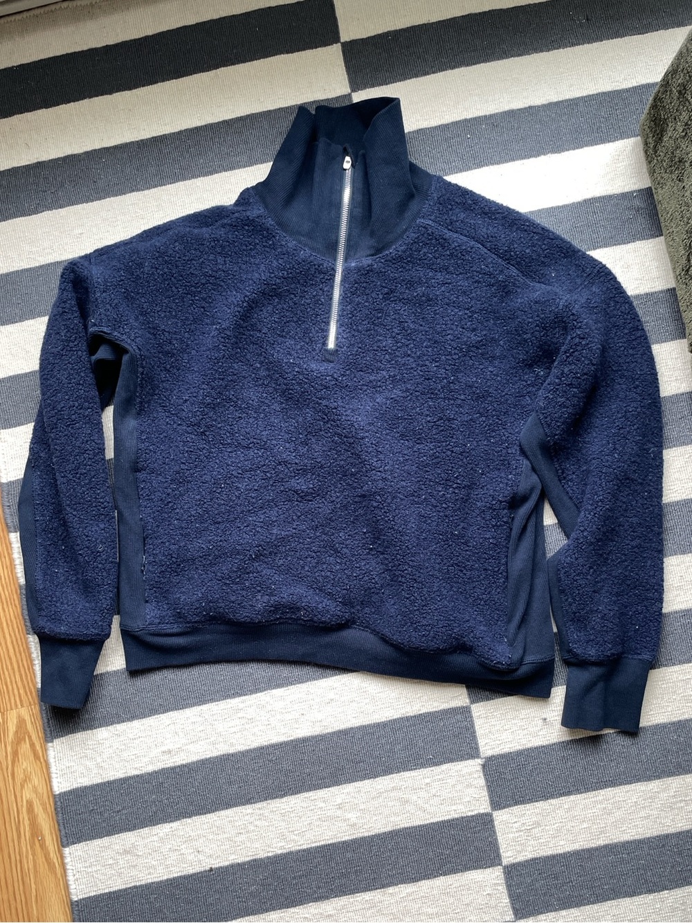 Lululemon Stand Out Sherpa 1/2 Zip
